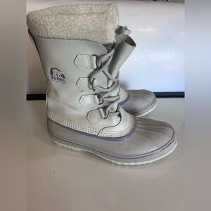 Sorel Caribou Snow Boots Women’s Sz 10 Ivory Gray Purple Felt Rare Color!!!